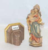 Holzskulptur 'Maria mit Kind', farbig gefaßt, H 25 cm, und Wandkonsole, H 7,5 cm, B 12 cm, T 11 cm