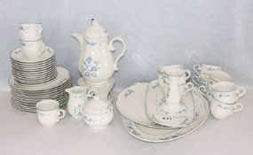 Villeroy & Boch, Dekor Val Bleu, Kaffee-Serviceteile, Kaffeekanne auf Stövchen, Milch und Zucker, 12