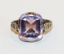 8 k Gelbgold Ring mit Amethyst ?, 4,1 gr., Gr. 52