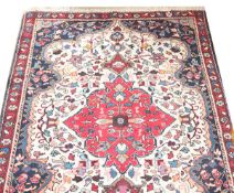 Brücke, Isfahan, beige/rot/blau, 151 cm x 112 cm, Gebrauchsspuren