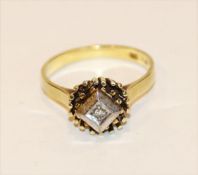 14 k Gelbgold Ring mit in Weißgold gefaßten Diamanten, 4,29 gr., Gr. 56, Tragespuren