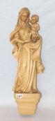 Holz Wandfigur mit Sockel, 'Maria mit Kind', gebeizt, H 64 cm