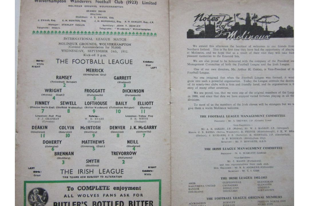 1952-53 FOOTBALL LGE V IRISH LGE PLAYED AT WOLVERHAMPTON WANDERERS - Image 2 of 2