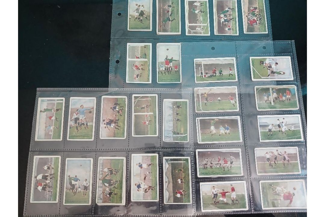 FOOTBALLERS IN ACTION CIGARETTE CARDS X 28 - Image 1 of 2