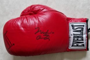 MUHAMMAD ALI AUTOGRAPHED BOXING GLOVE