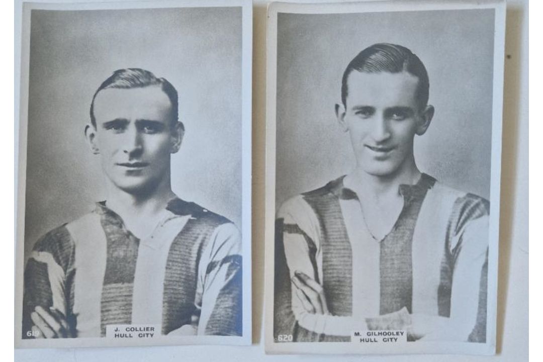 1920'S PINNACE FOOTBALL CABINET CARDS NUMBERS 619 & 620 HULL CITY