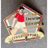 MANCHESTER UNITED DANBURY MINT 'GREATEST PLAYER' BADGE - DUNCAN EDWARDS