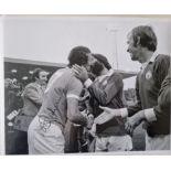 MANCHESTER CITY V MANCHESTER UNITED PHOTO SIGNED BY MIKE SUMMERBEE