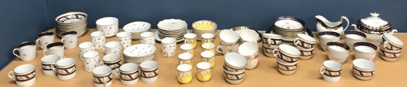 A Worcester type part tea set (poss. Fli