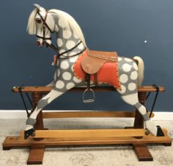 Vintage & Antique Furniture with Home Interiors - ends 8th March from 6pm