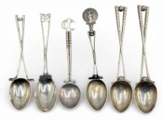6x Various period silver hallmarked Golf Teaspoons - to include golf club themed examples, #84g