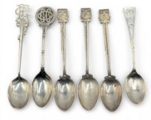 6x Various period silver hallmarked Golf Teaspoons - to include BGC, monogrammed examples and