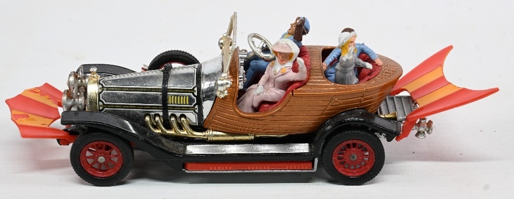 Original 266 Corgi Chitty Chitty Bang Bang Car, complete in good condition, comes with original - Image 2 of 2