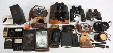 Vintage Cameras Lightomatic II, Zeiss Ikon Netter 515, Kodak Pocket camera, Zeiss Contina, Half