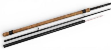 Graham Phillips barbel quiver, 11’ 2-piece carbon fibre, 1 1/4lb TC, lined guides, cork handle,