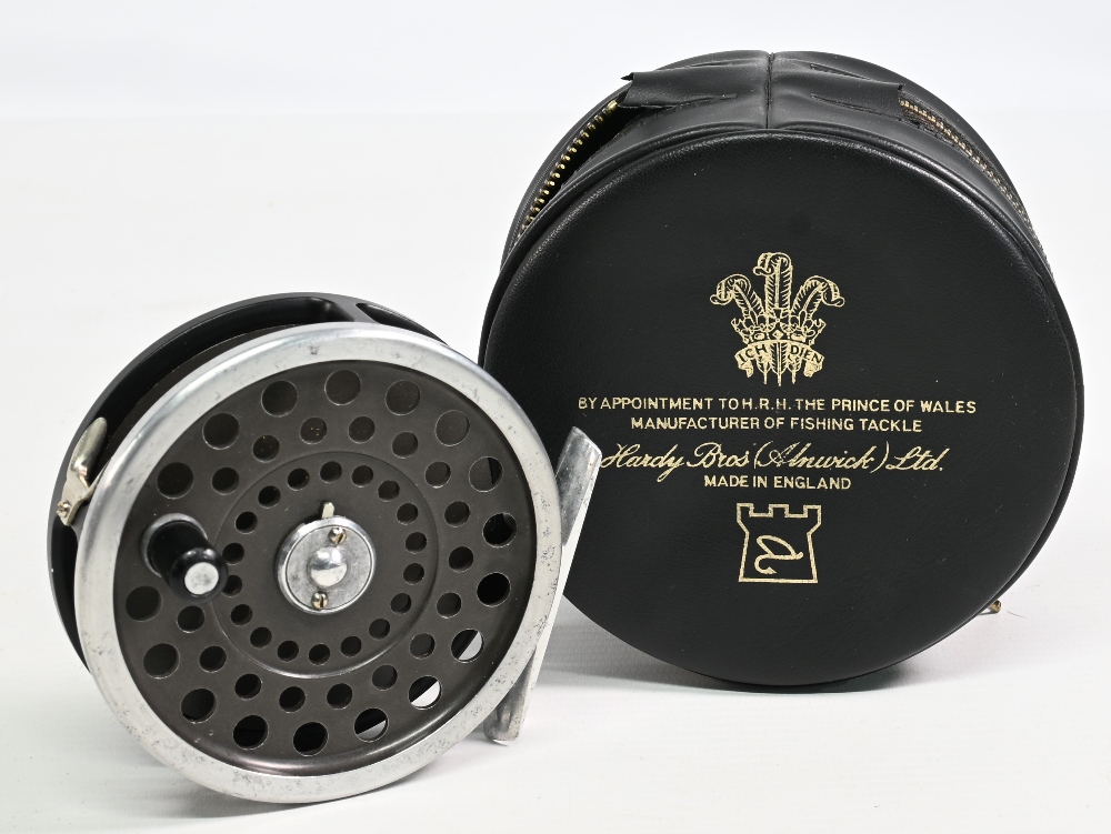 Hardy Bros Marquis #7 alloy trout fly reel 3 7/16” ventilated spool, 2 screw latch, black handle - Image 2 of 2