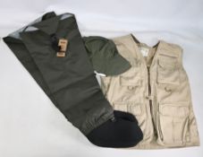 Orvis mesh lined fly vest, size medium, good zip and stitching, light use. Profil breathable thick