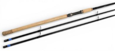 Grey’s Alnwick Prodigy VX twin tip carbon carp rod, 12ft 2pc with spare tip (tip 1.5 lb and 2.0 lb),