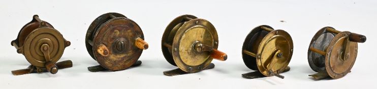 5x Various brass fly reels sizes 2” up to 2 ¼” reels an Andrew B Hendryx marked reel otherwise no