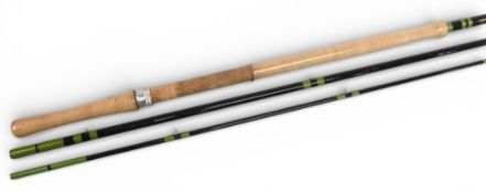 Bruce & Walker “The Cairngorm” carbon salmon fly rod, 17ft 3pc line 10/12#, 29” handle, alloy