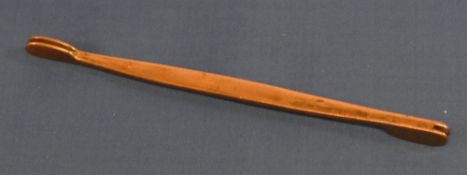 Rare Hardy Larmouth brass big game disgorger, 7 ½” long, with twin hook releasing slots, centrally