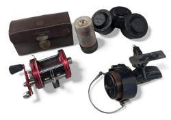 Abu Ambassadeur 6000 multiplier reel, made in Sweden, foot stamp 020801, star drag, level wind and