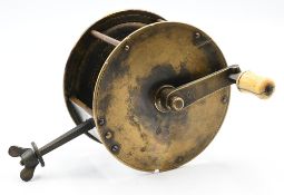 Early brass spike fitting salmon winch, 4” diameter, flat crank arm with sprung folding handle knob,