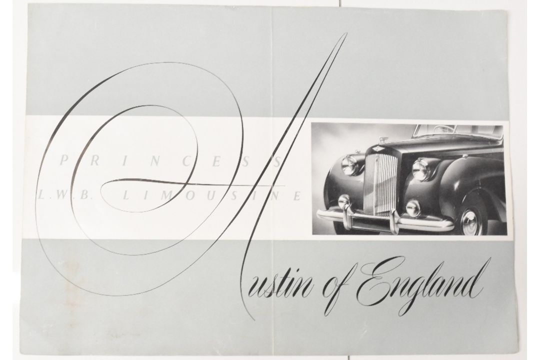 AUTOMOBILES: AUSTIN PRINCESS 1949. A 4-page brochure has 4 illustrations of this car with details - Image 1 of 2