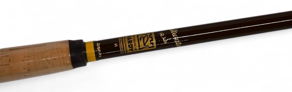 A fine Hardy Saltwater Fibatube sea rod 7ft 2pc (inc detachable handle), 12lb, 27" cork/composite - Image 3 of 3
