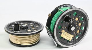 Bruce & Walker Expert Series salmon fly reel with spare spool, 4 ¼” wide ventilated spool, 2 screw