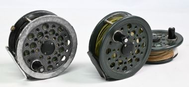 J W Young & Sons Ltd Redditch, 1540 alloy salmon fly reel, 4 ¼” wide ventilated spool, large black