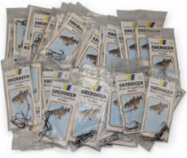 Aberdeen Black Forged Sea Hooks a quantity of packets, sizes 4 & 6 #48 unused packets