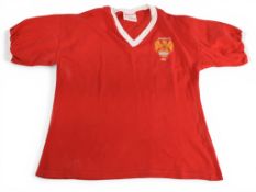 TOFFS retro match shirt 1958 Manchester United FAC Final; red, short sleeved, ‘V’ white collar,