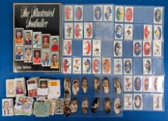 Football Trade Cigarette Cards, incomplete set from the Sun scorecards, Carreras popular footballers