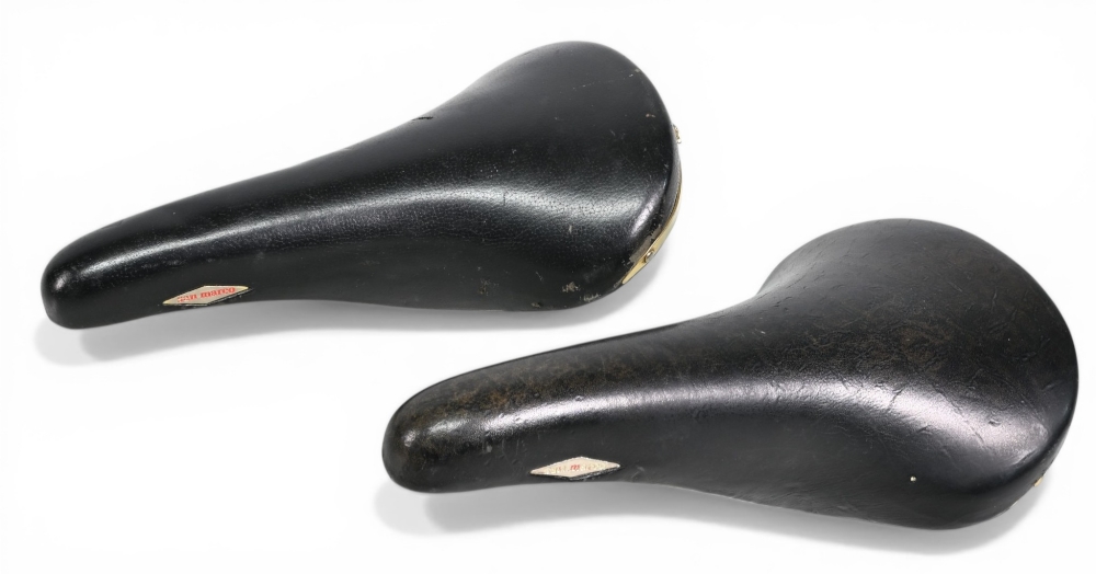 2x Vintage Selle San Marco ‘Rolls’ Leather Bicycle Saddles -Made in Italy – approx. length 26-28cm - Image 2 of 4