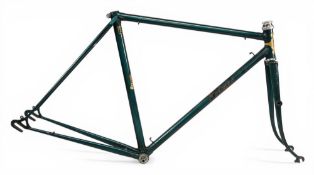 Vintage ‘Holmes of Welling Kent’ Bicycle Frame – 21” bottom stamped Nervex 560411, Reynolds and