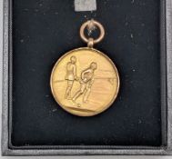 9ct Gold 1914 Carr Charity Bowling Organization Medal, to Harry Launder Medal hallmarked 9ct gold #