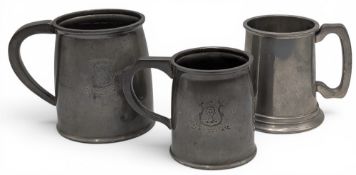 3x Pewter Golf Tankards, Stockport Golf Club Walker & Hall tankards in 2 sizes, and a glass-base