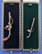 2x Ladies Silver Scottish Golf Club Brooches with Thistle Motifs, rubbed hallmarks (9)
