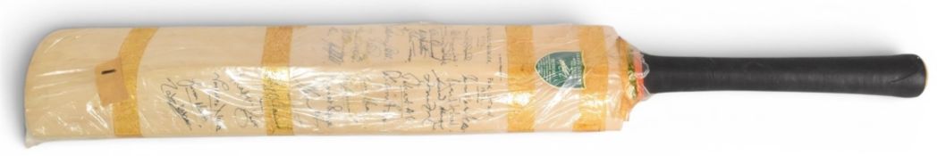 1971 Worcestershire v Pakistan multi signed Cricket Bat, signed by both teams 1st May 1971, in