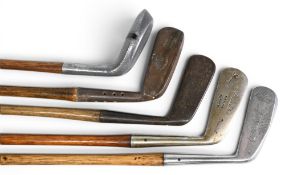 5x Various putters incl a Dormie alloy mallet head with inlaid top aiming line, Maxwell putter (