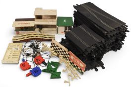 Classic Scalextric Track and Accessories Building Controllers Bridges, 3 early buildings of event