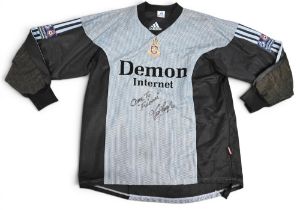 Bob ‘The Cat’ Bevan 1999 Fulham FC No 13 Goalkeeper Shirt – inscribed and signed by Kevin Keegan ‘