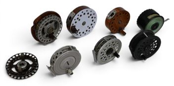 Collection of branded and scratch built fly reels, as follows: 1x Shakespeare Beaulite 3 ½” spool,