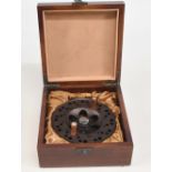 Holland & Wilkinson 4 ½” centre pin/trotting reel, twin wooden handles, rear tensioner and on/off