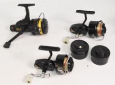 Mitchell 301 fixed spool with spare spool RHW, good bail, runs well. In original plastic case with