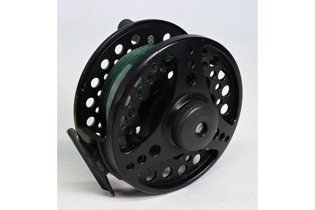 Vision Koma 9/11# alloy salmon fly reel and spare spool, 2 screw latch and ventilated spool, counter - Image 2 of 2