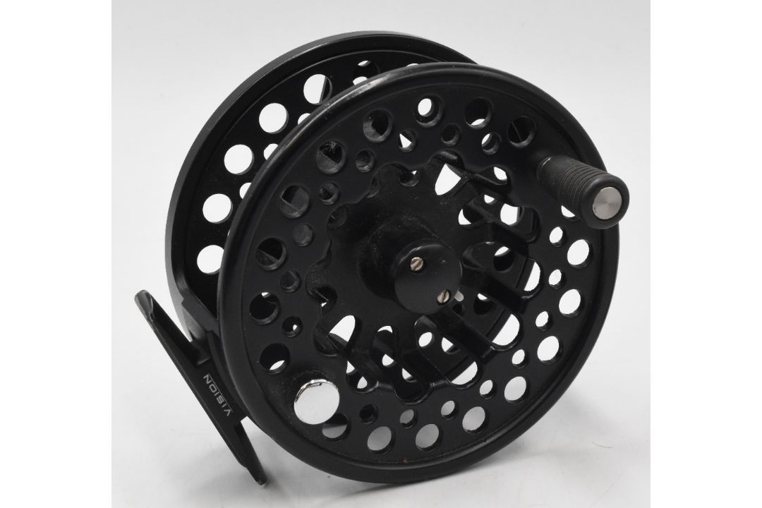 Vision Koma 9/11# alloy salmon fly reel and spare spool, 4 ¼” wide ventilated spool 2 screw latch - Image 2 of 3