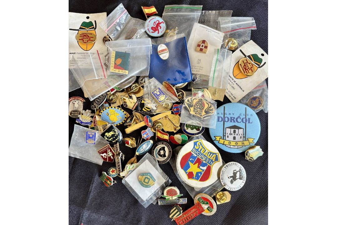 Club Rugby Pin Badges from Around the Globe (75+): Marvellous selection of truly international scope