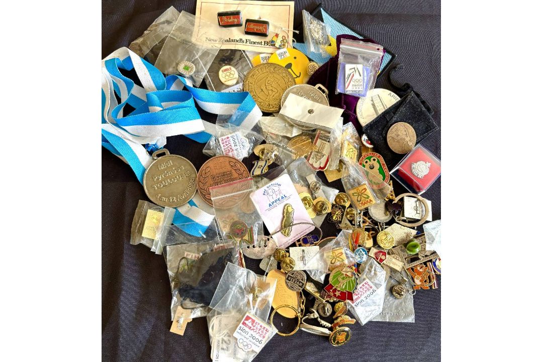 Pin Badges, many Sport-related, inc Rugby and Olympics (c100): Fascinating miscellany, many easily